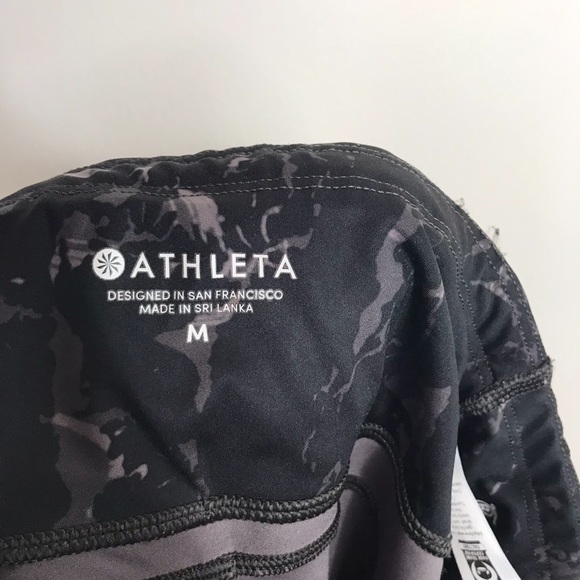 Athleta Black Marble Stash Pocket 7/8 Leggings - Picture 8 of 10